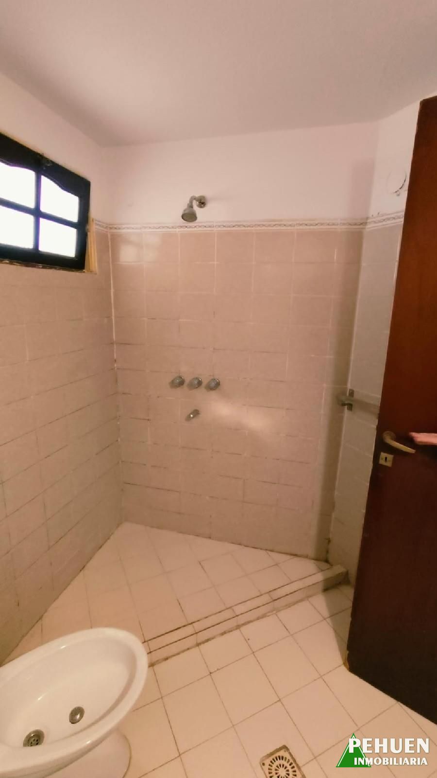 Casa de estilo clásico de 2 dormitorios en Moreyra, Río Ceballos