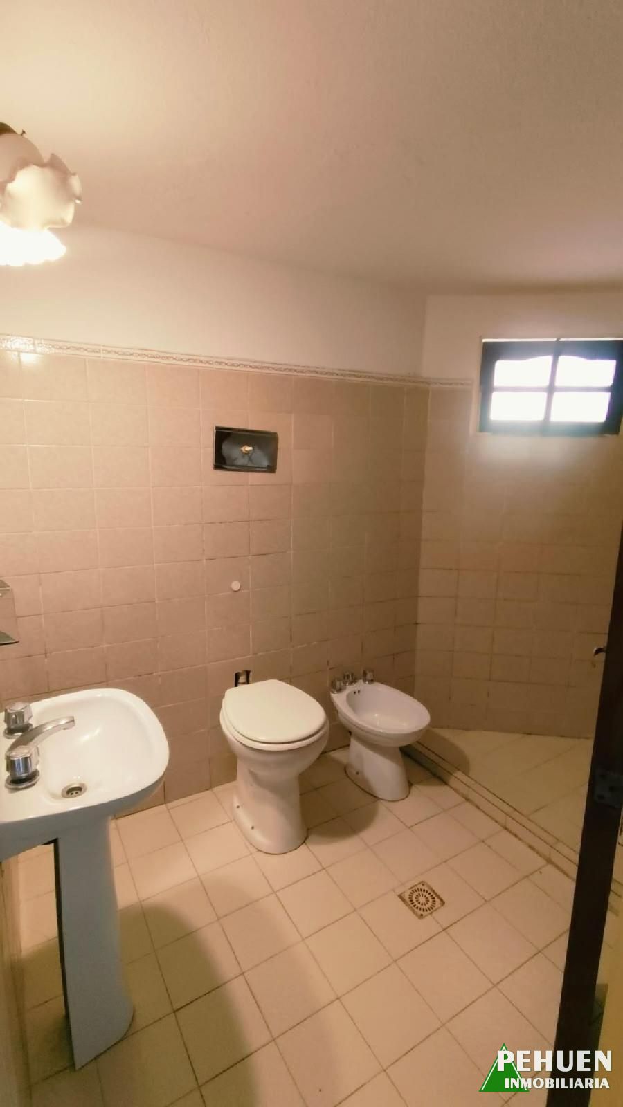 Casa de estilo clásico de 2 dormitorios en Moreyra, Río Ceballos