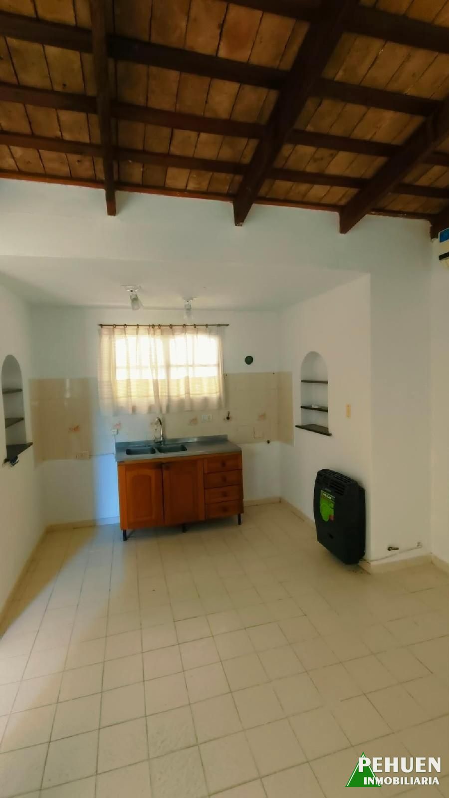 Casa de estilo clásico de 2 dormitorios en Moreyra, Río Ceballos