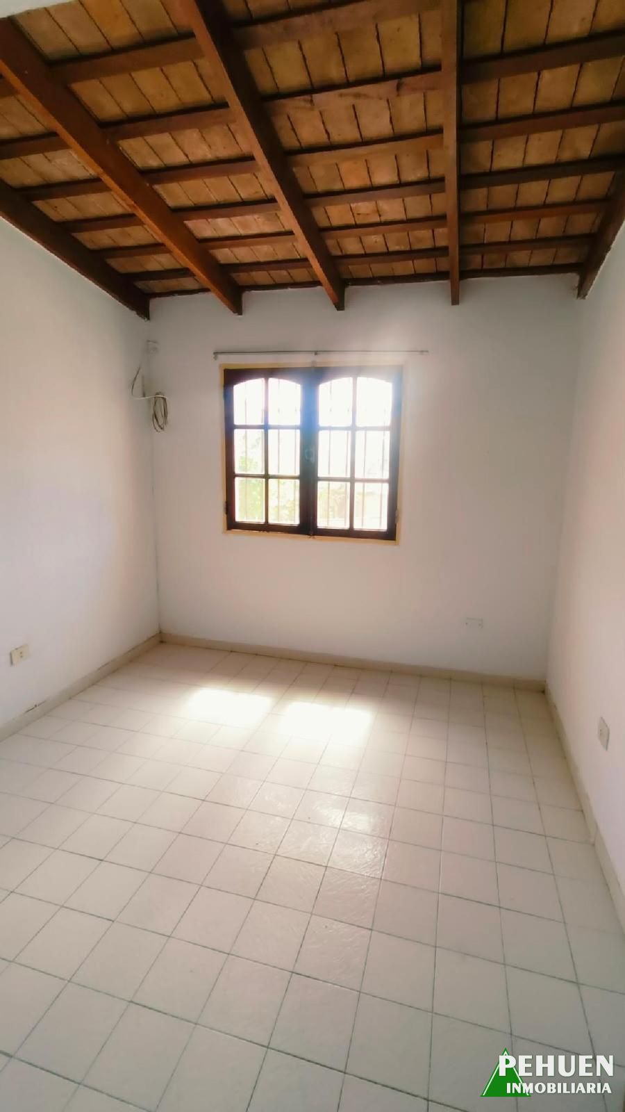 Casa de estilo clásico de 2 dormitorios en Moreyra, Río Ceballos