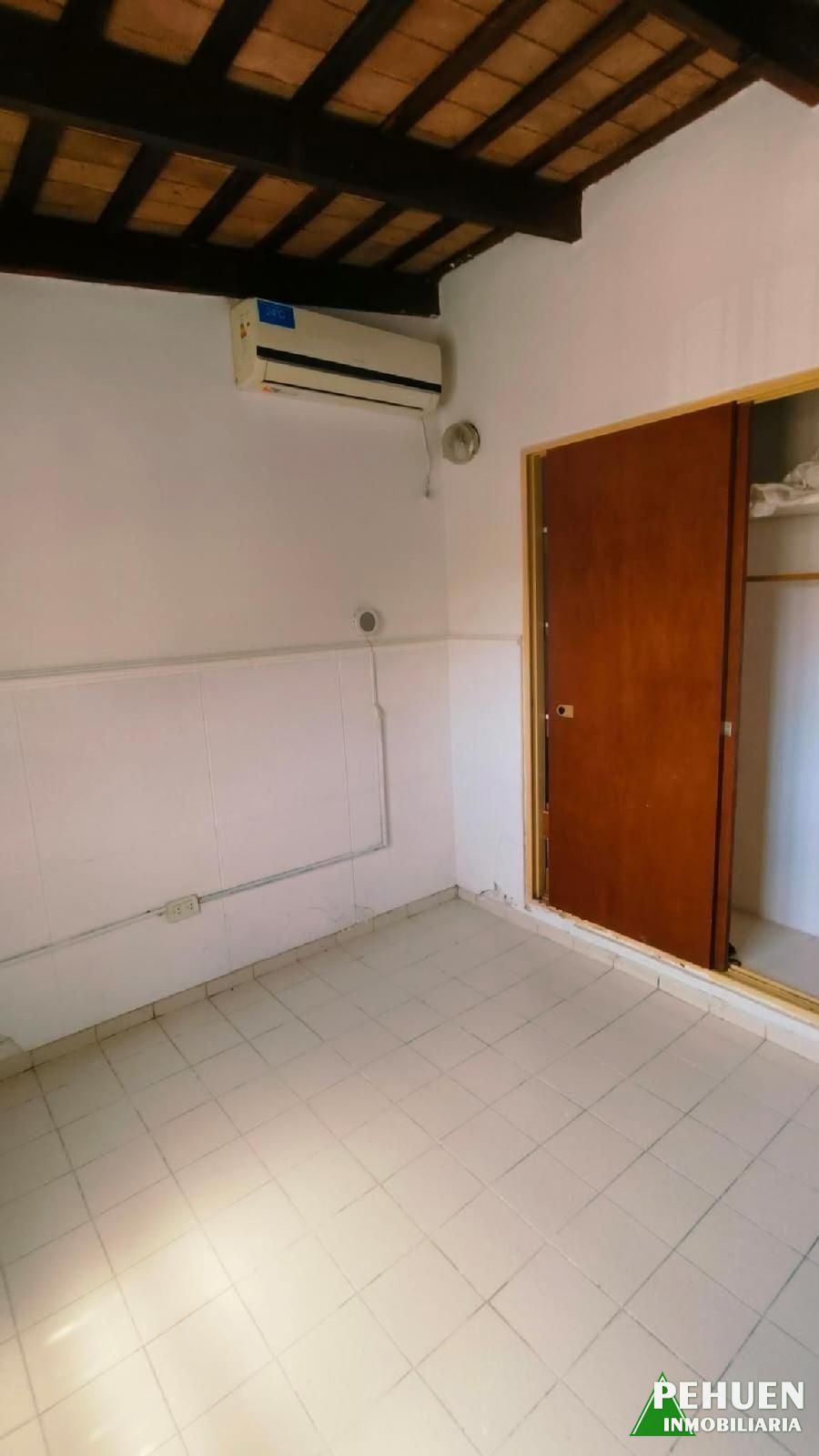 Casa de estilo clásico de 2 dormitorios en Moreyra, Río Ceballos